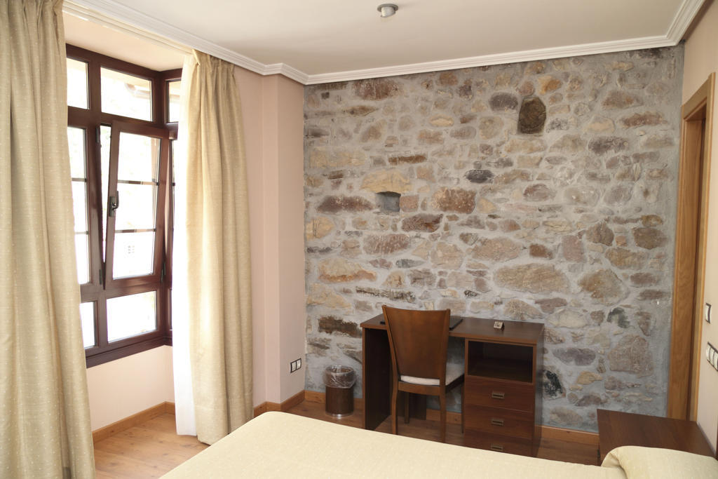 Hotel Restaurante Casa Pipo Tuña エクステリア 写真
