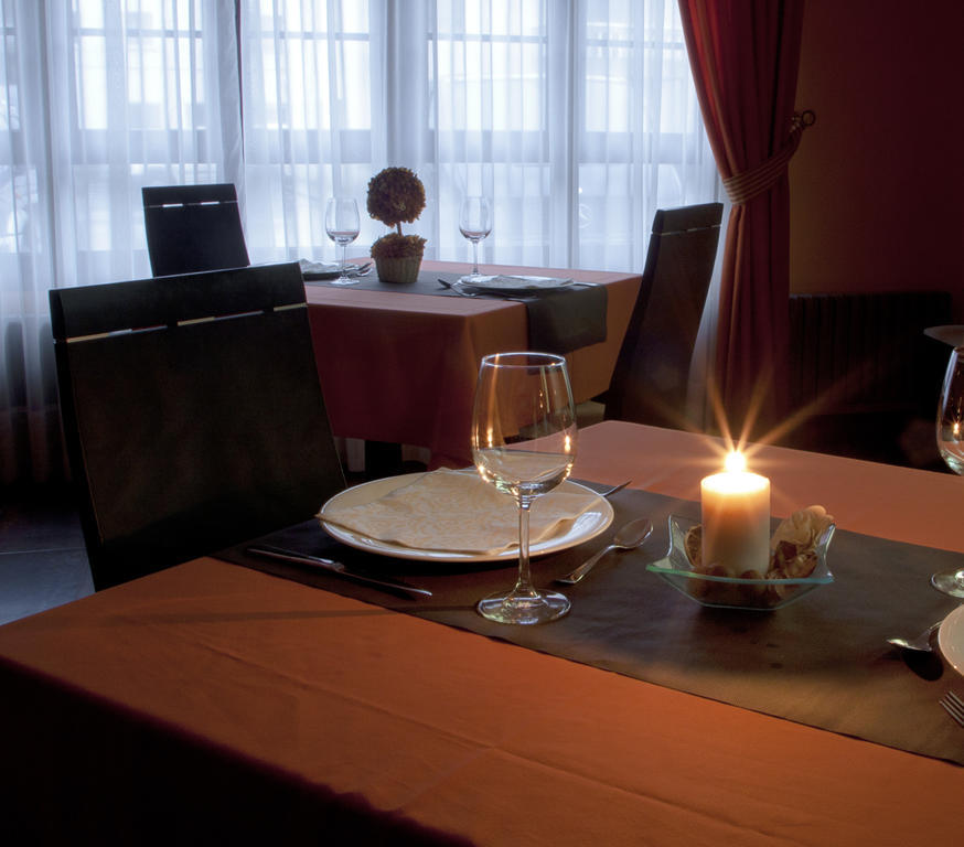 Hotel Restaurante Casa Pipo Tuña エクステリア 写真